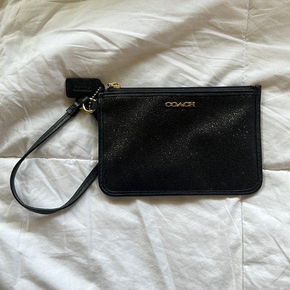 COACH Glittery wristlet - Picture 2 of 4